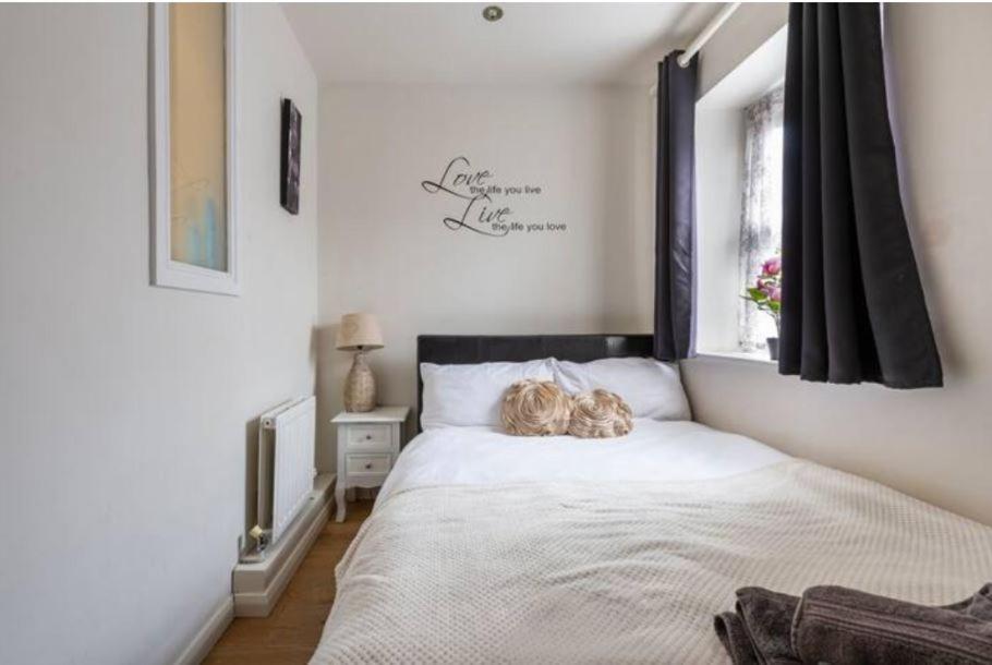 Super Central Beautiful Three Bedroom London Luaran gambar
